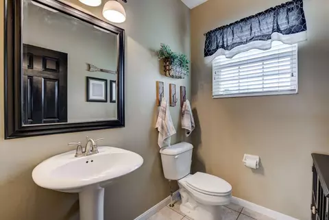650 Hyacinth Rd, Cincinnati, OH 45245 photo 14