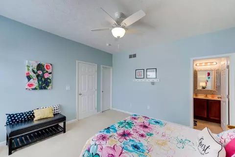 650 Hyacinth Rd, Cincinnati, OH 45245 photo 25