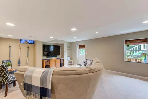 650 Hyacinth Rd, Cincinnati, OH 45245 photo 30