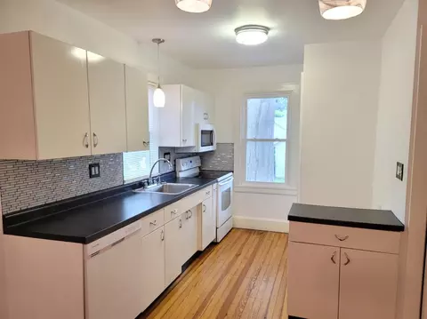 6825 Windward St, Cincinnati, OH 45227 photo 5