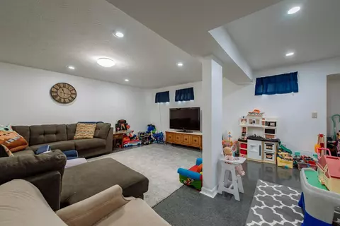 7904 Saddleback Pl, Maineville, OH 45039 photo 20
