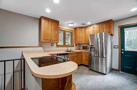 3640 Canyon Dr, Cincinnati, OH 45217 photo 8