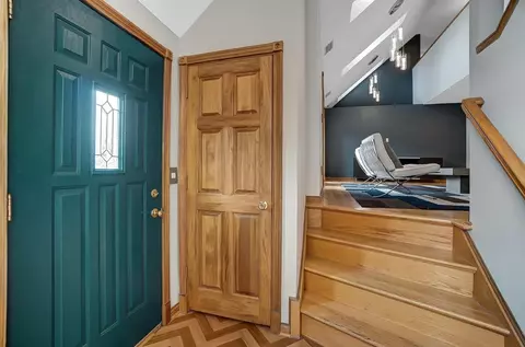 3640 Canyon Dr, Cincinnati, OH 45217 photo 3