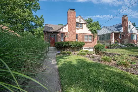 6039 Pawnee Dr, Cincinnati, OH 45224 photo 1