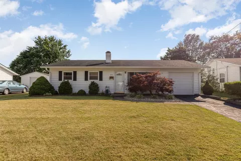 104 Whippoorwill Dr, Harrison, OH 45030 photo 1