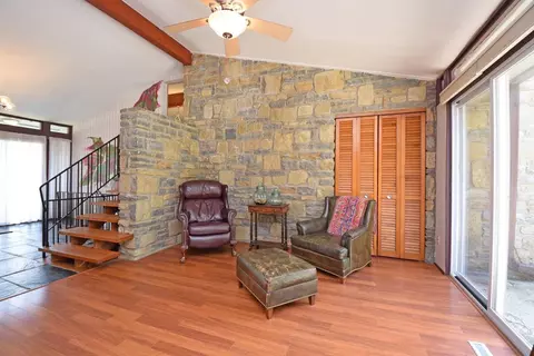 11169 Embassy Dr, Forest Park, OH 45240 photo 6