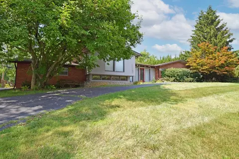 11169 Embassy Dr, Forest Park, OH 45240 photo 1