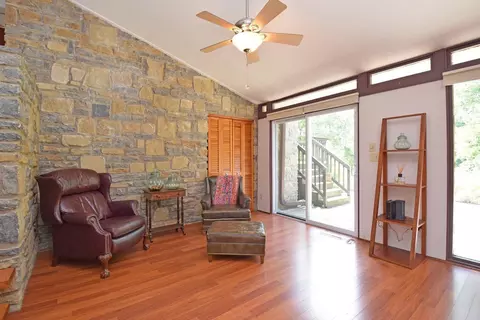 11169 Embassy Dr, Forest Park, OH 45240 photo 7