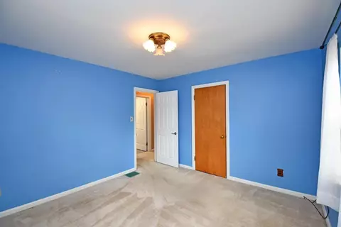 1722 Marilyn Ln, Cincinnati, OH 45231 photo 12