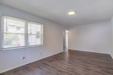 959 Harkin Dr, Forest Park, OH 45240 photo 9