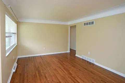 712 Converse Dr, Forest Park, OH 45240 photo 3