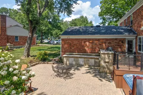 7562 Trailwind Dr, Montgomery, OH 45242 photo 15