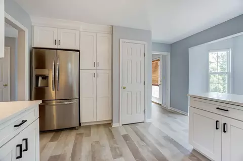 4530 Hampton Pointe Dr, Cincinnati, OH 45248 photo 16