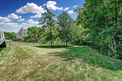 4530 Hampton Pointe Dr, Cincinnati, OH 45248 photo 50