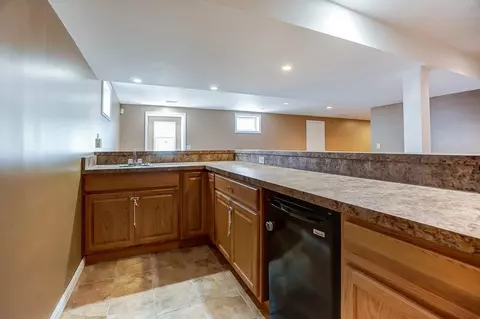 4530 Hampton Pointe Dr, Cincinnati, OH 45248 photo 40