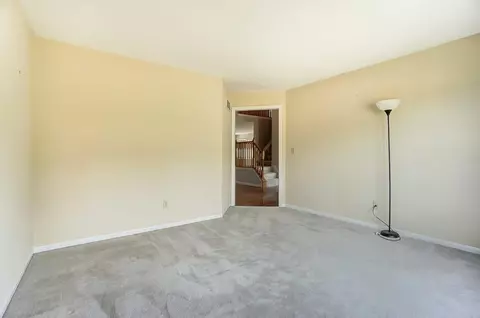 4530 Hampton Pointe Dr, Cincinnati, OH 45248 photo 21