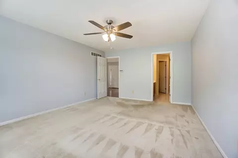 4530 Hampton Pointe Dr, Cincinnati, OH 45248 photo 24