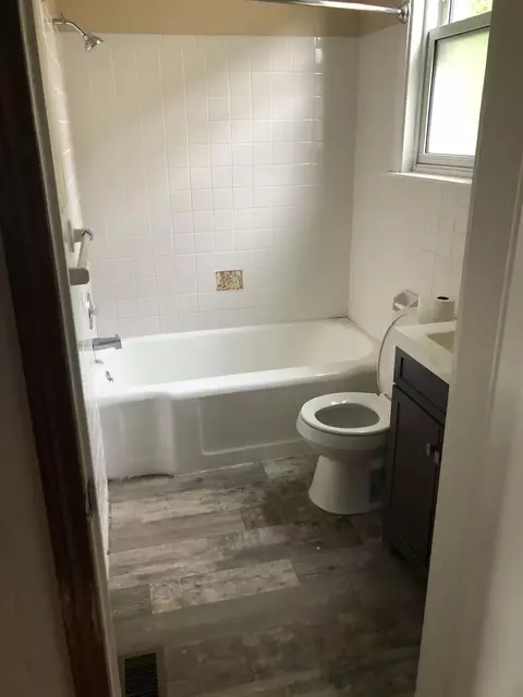 118 Seventy Second St, Cincinnati, OH 45216 photo 2