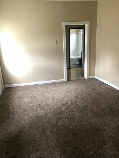 118 Seventy Second St, Cincinnati, OH 45216 photo 3