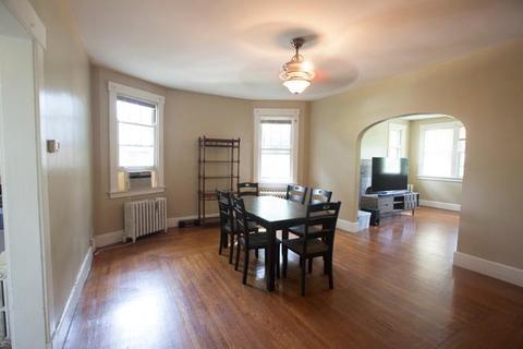 2758 Powell Dr, Cincinnati, OH 45211 photo 7