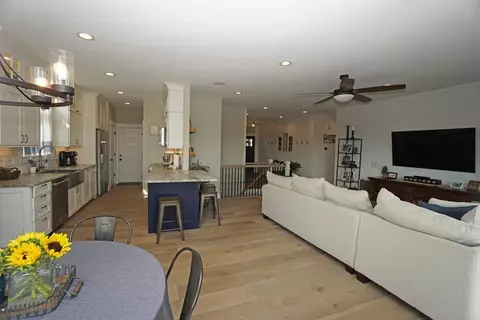 311 Mackenzie Ct, Blanchester, OH 45107 photo 9