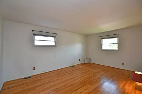 9343 Ranchill Dr, Cincinnati, OH 45231 photo 17