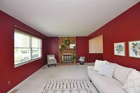 9343 Ranchill Dr, Cincinnati, OH 45231 photo 5