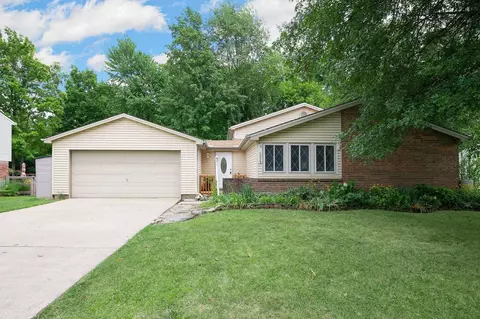 4298 Cider Mill Dr, Cincinnati, OH 45245 photo 1