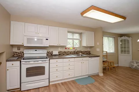 4298 Cider Mill Dr, Cincinnati, OH 45245 photo 8