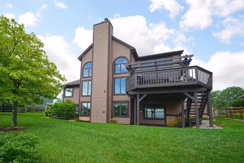 2856 E Cove Ct, Maineville, OH 45039 photo 2