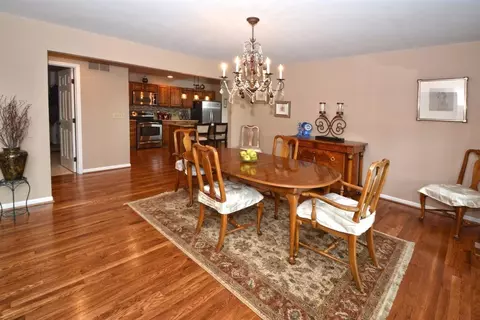 2856 E Cove Ct, Maineville, OH 45039 photo 11