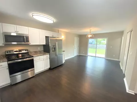 960 Glasglow Dr, Forest Park, OH 45240 photo 5