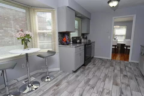 9344 Montoro Dr, Cincinnati, OH 45231 photo 11