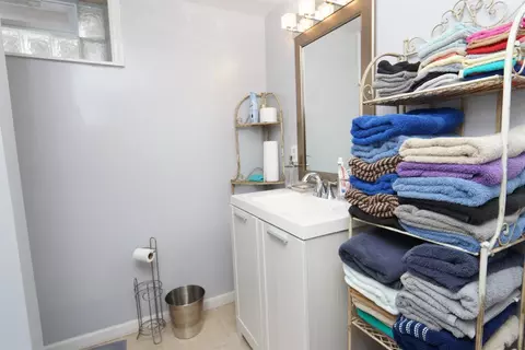 9344 Montoro Dr, Cincinnati, OH 45231 photo 30