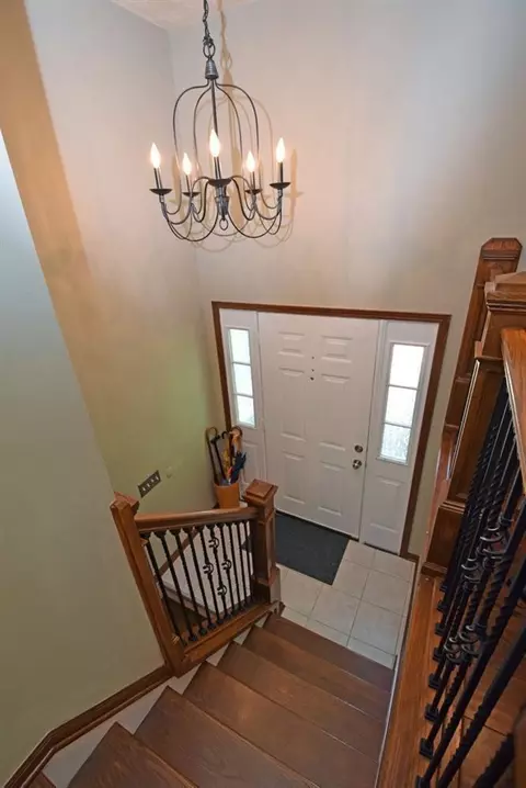 4158 Brookfield Dr, Cincinnati, OH 45245 photo 2