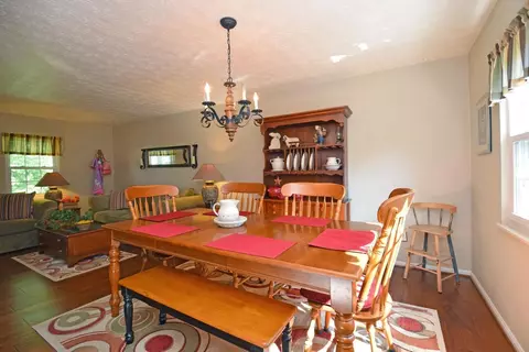 4158 Brookfield Dr, Cincinnati, OH 45245 photo 6