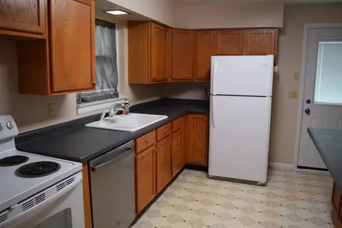 5564 Silverpoint Dr, Cincinnati, OH 45247 photo 5
