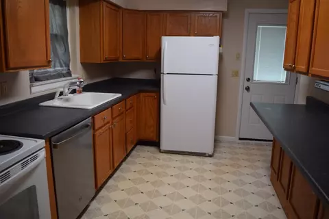 5564 Silverpoint Dr, Cincinnati, OH 45247 photo 8