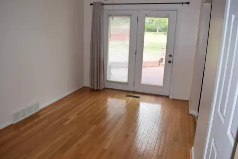 5564 Silverpoint Dr, Cincinnati, OH 45247 photo 9