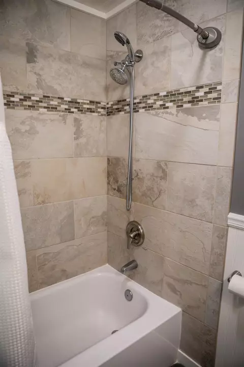 2341 Roxanna Dr, Cincinnati, OH 45231 photo 22