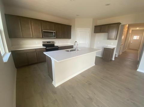 3235 Shadow Ridge Ct, Morrow, OH 45152 photo 2