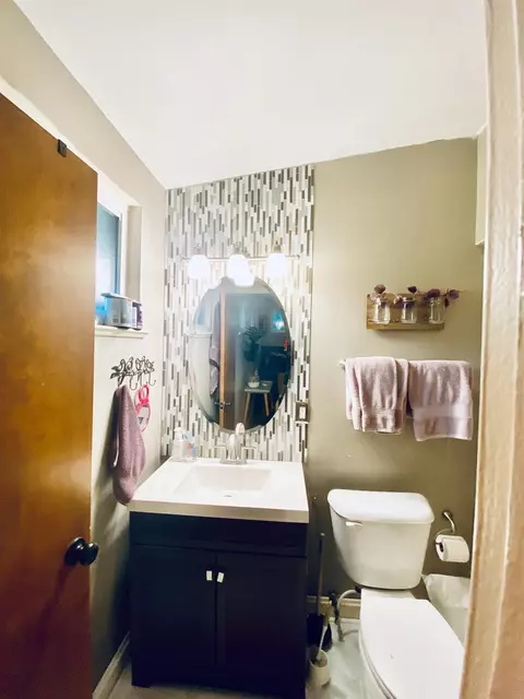 10885 Carnegie Dr, Forest Park, OH 45240 photo 13