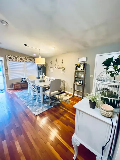 10885 Carnegie Dr, Forest Park, OH 45240 photo 7