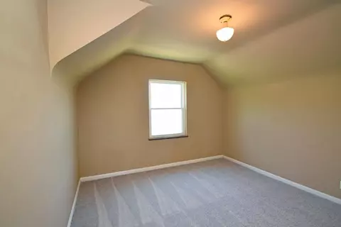 2460 Galbraith Rd, Cincinnati, OH 45237 photo 7