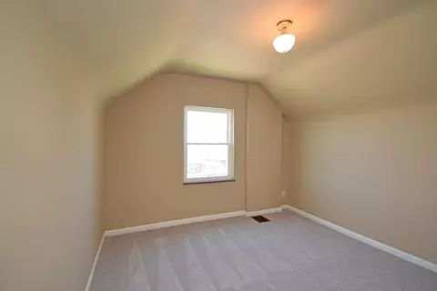 2460 Galbraith Rd, Cincinnati, OH 45237 photo 5