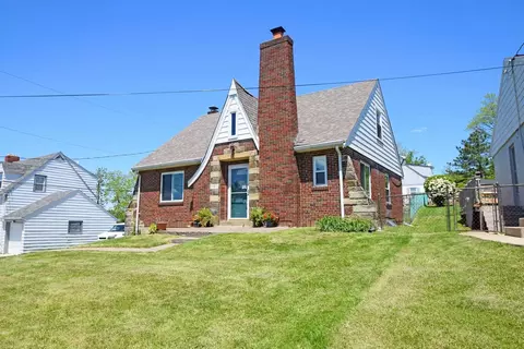 2460 Galbraith Rd, Cincinnati, OH 45237 photo 2