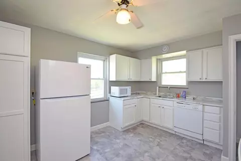 2460 Galbraith Rd, Cincinnati, OH 45237 photo 13
