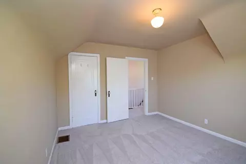 2460 Galbraith Rd, Cincinnati, OH 45237 photo 6