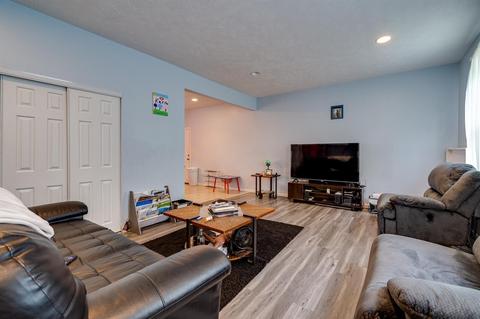 3130 Westbrook Dr, Cincinnati, OH 45238 photo 3