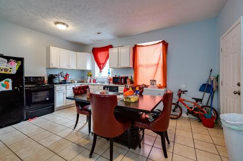 3130 Westbrook Dr, Cincinnati, OH 45238 photo 6